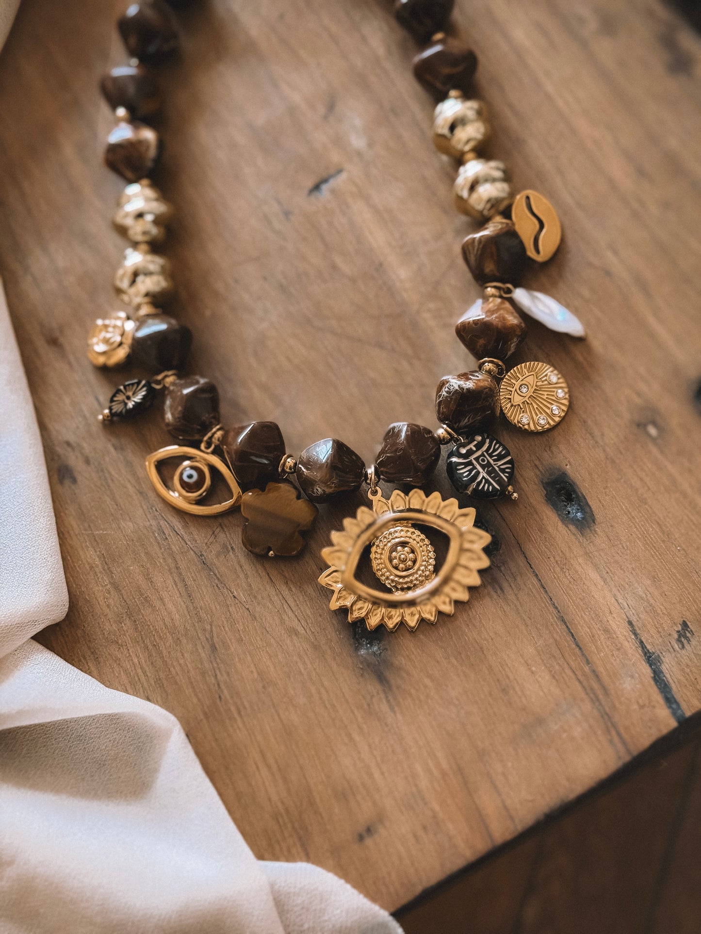 Collier Yuma marron