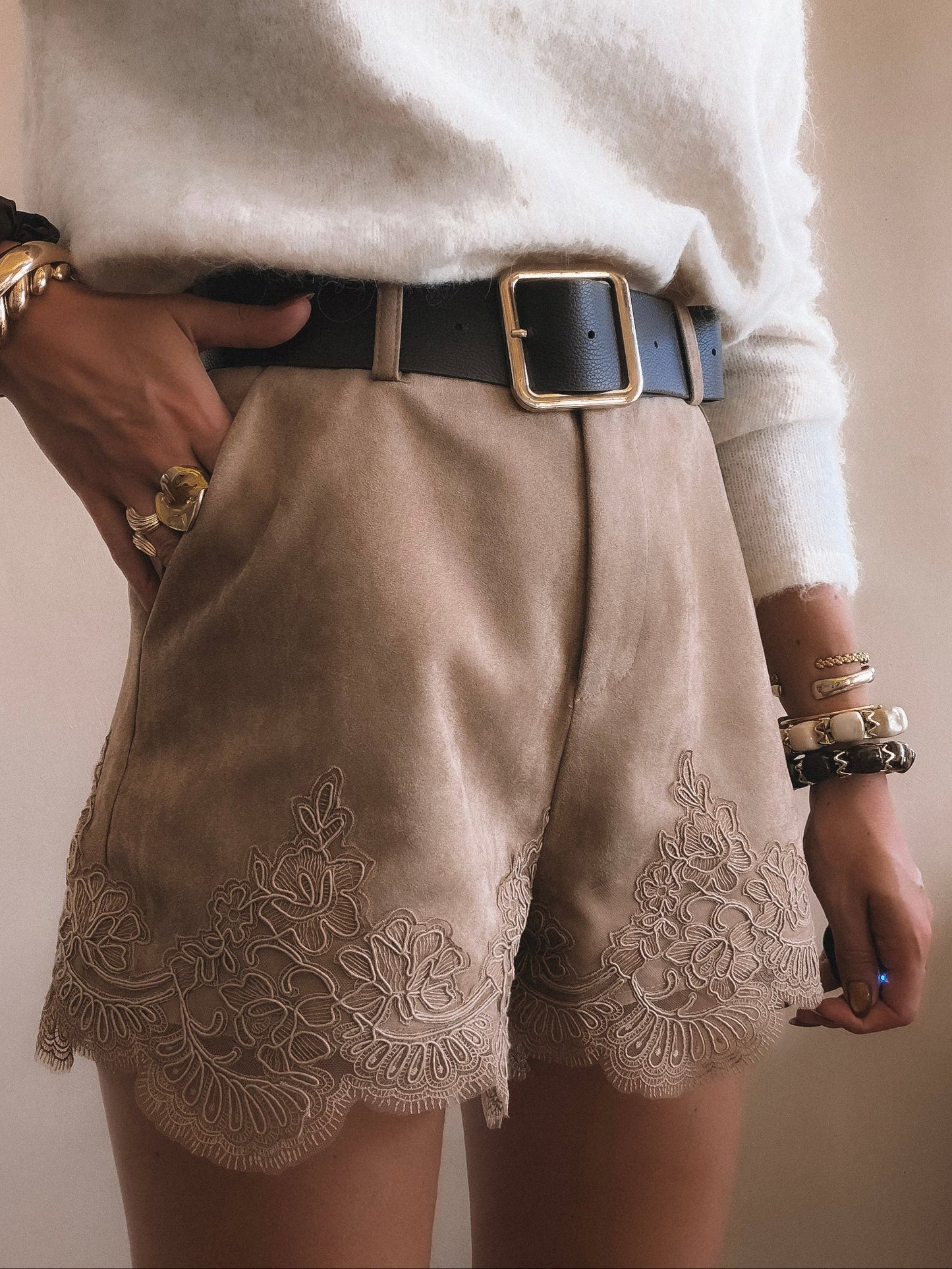 Short Taupe en suédine Cassie