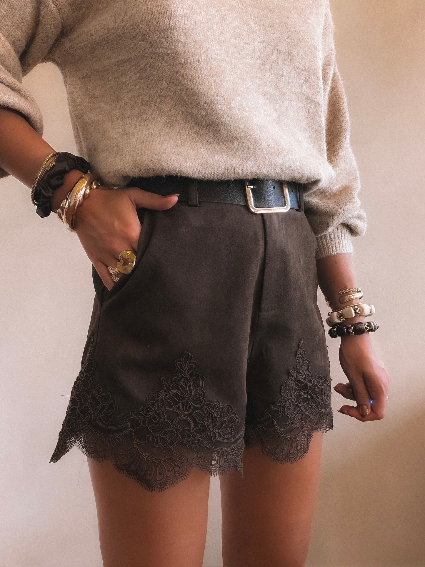 Short Marron en suédine Cassie