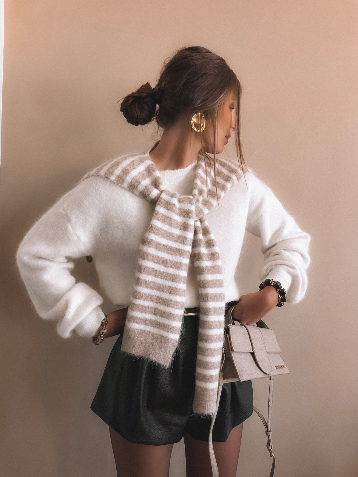 Pull Philippine Ecru