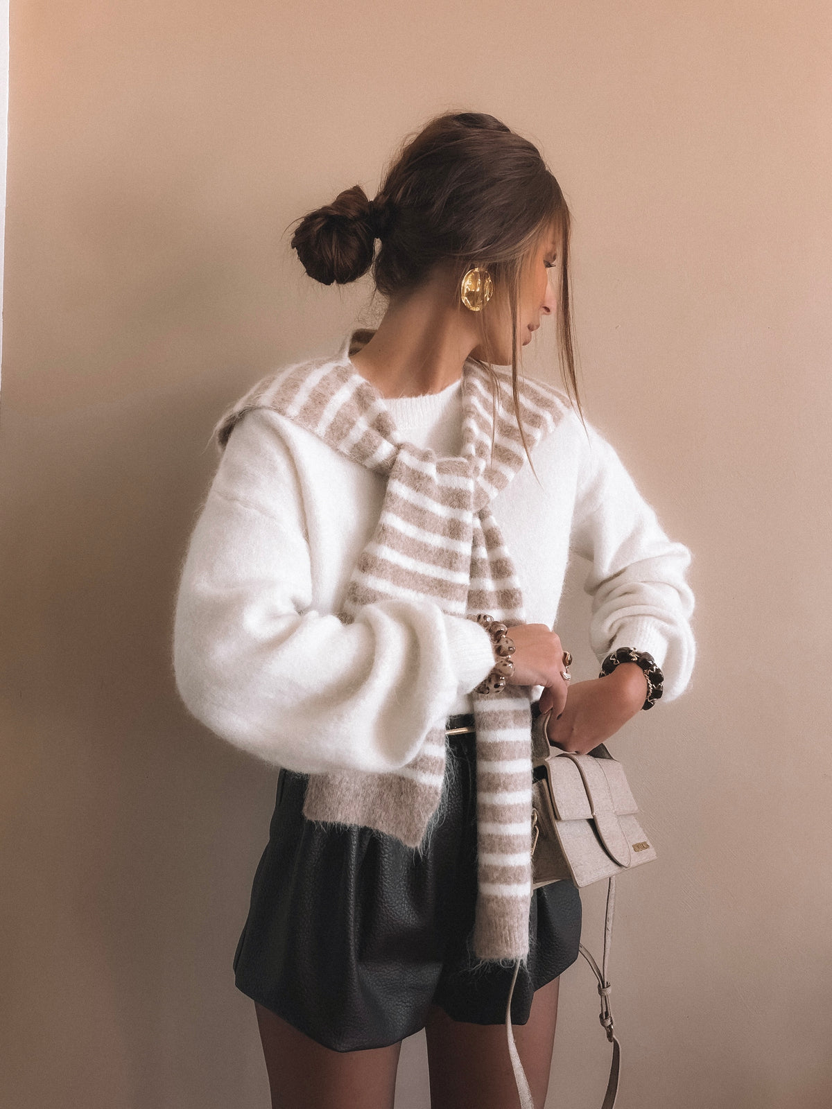 Pull Philippine Ecru