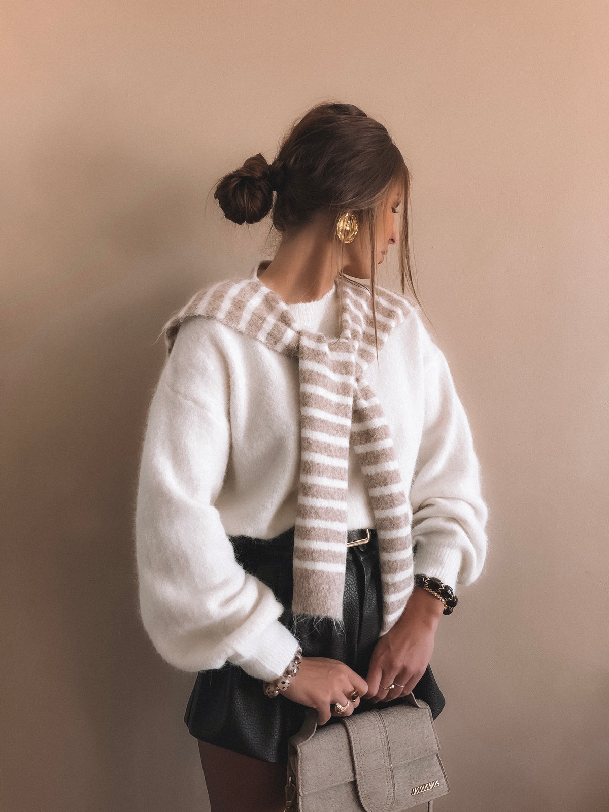 Pull Philippine Ecru