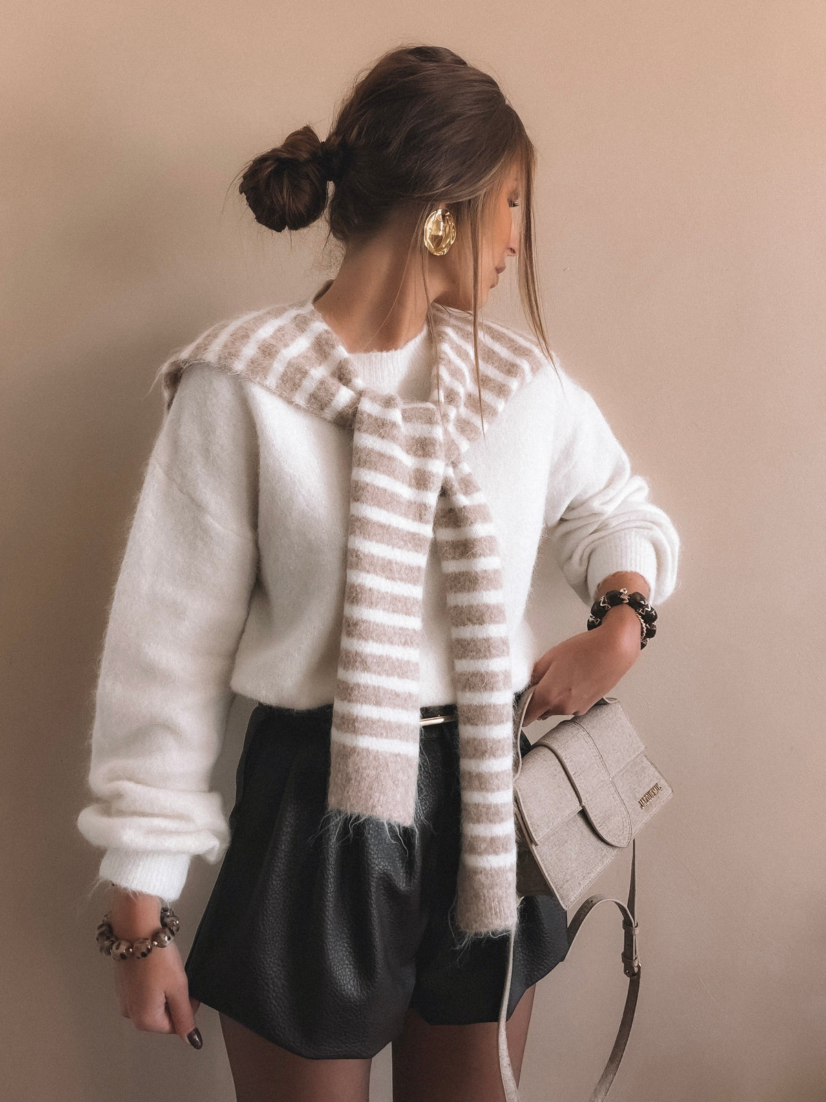 Pull Philippine Ecru