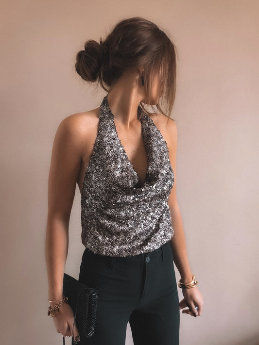 Dos nu Léna Argenté